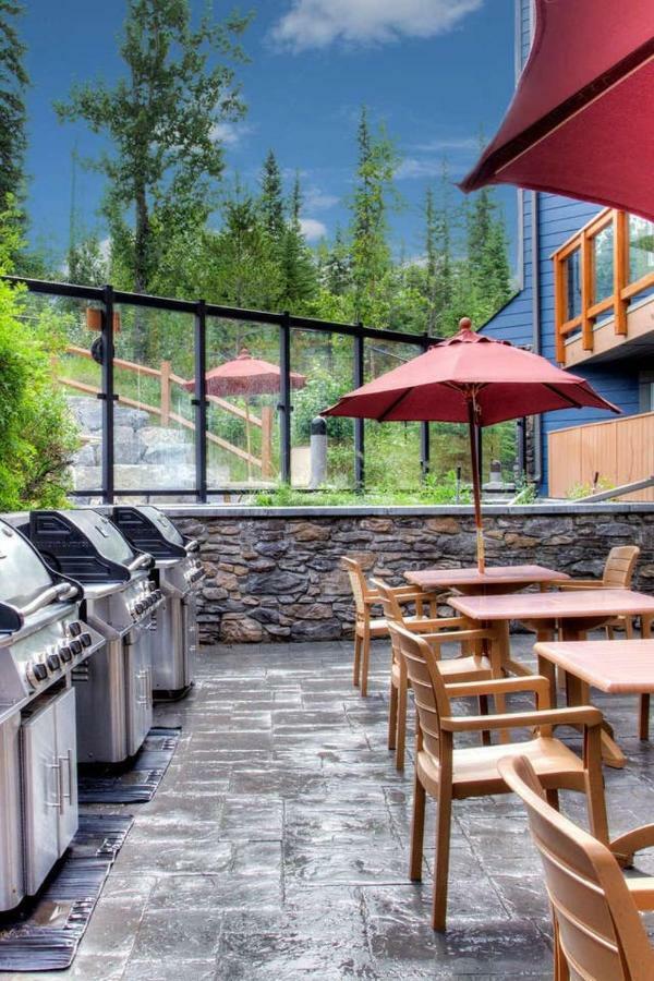 Luxurious & Spacious Mountain Retreat Canmore Extérieur photo